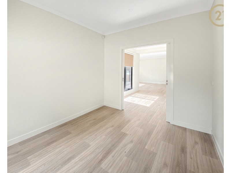 81 Aldridge Street, Endeavour Hills VIC 3802