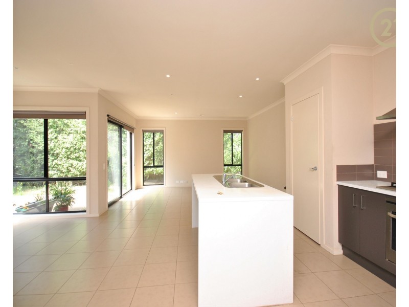 23 Premier Drive, Berwick VIC 3806