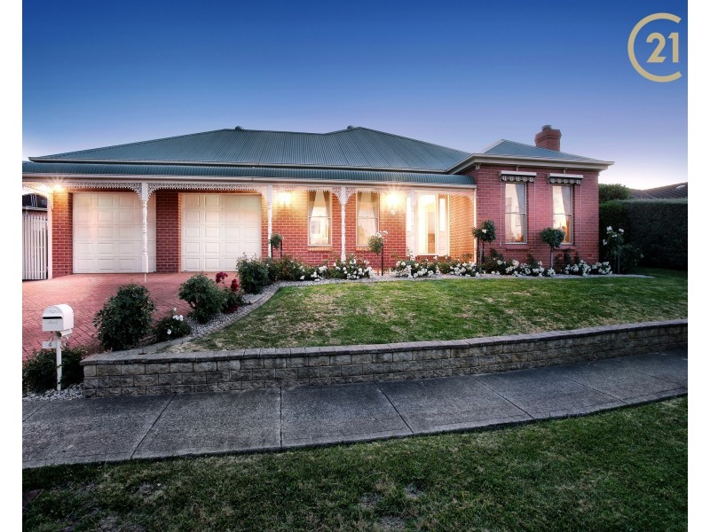 4 Flowerdale Court, Narre Warren South VIC 3805