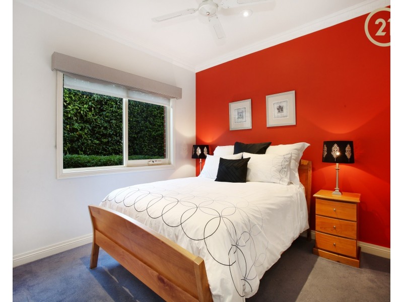 4 Flowerdale Court, Narre Warren South VIC 3805