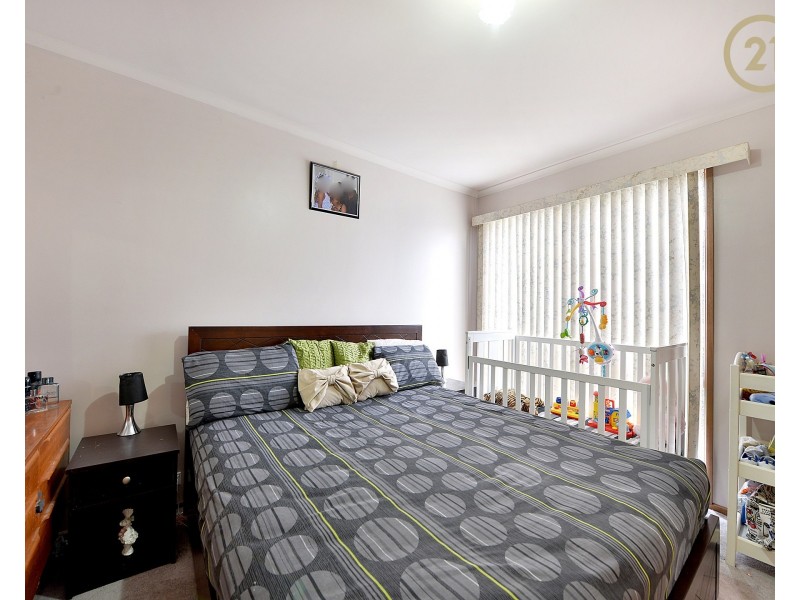 32 Hinrichsen Drive, Hallam VIC 3803