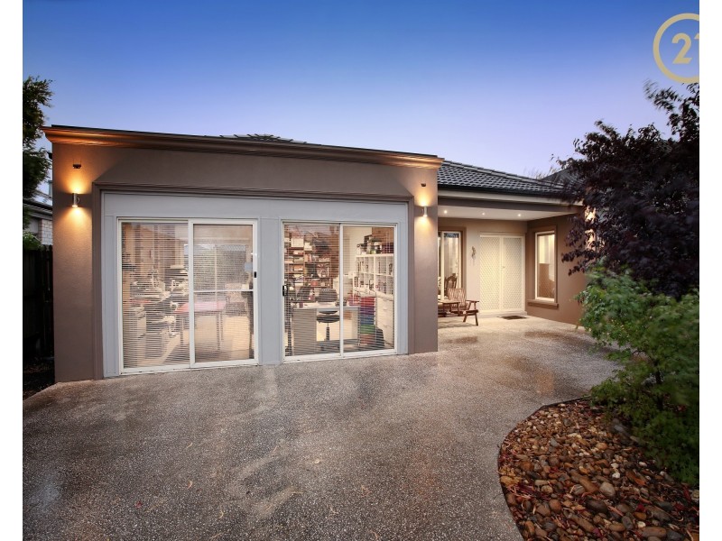 137  Webster Way, Pakenham VIC 3810