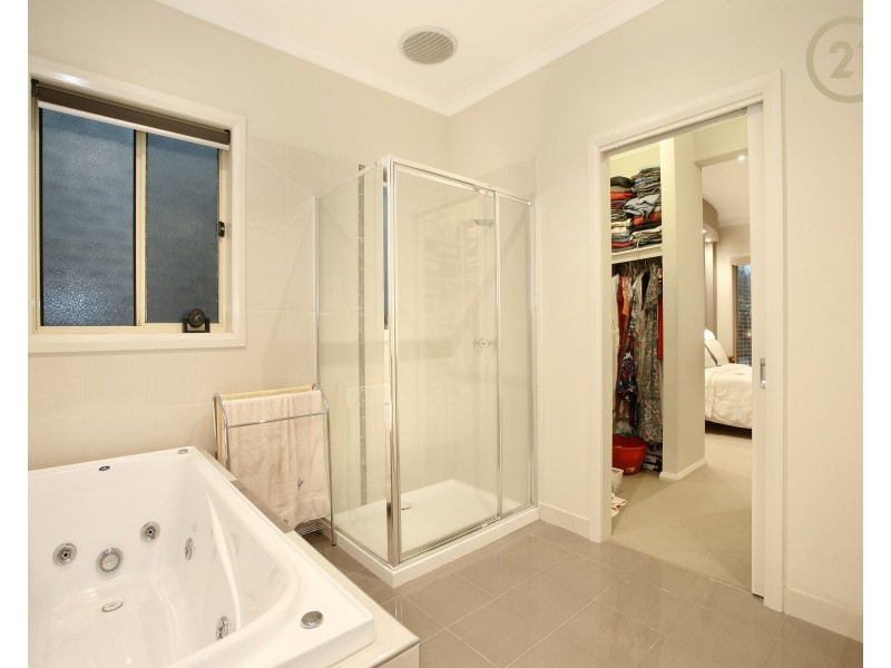 137  Webster Way, Pakenham VIC 3810