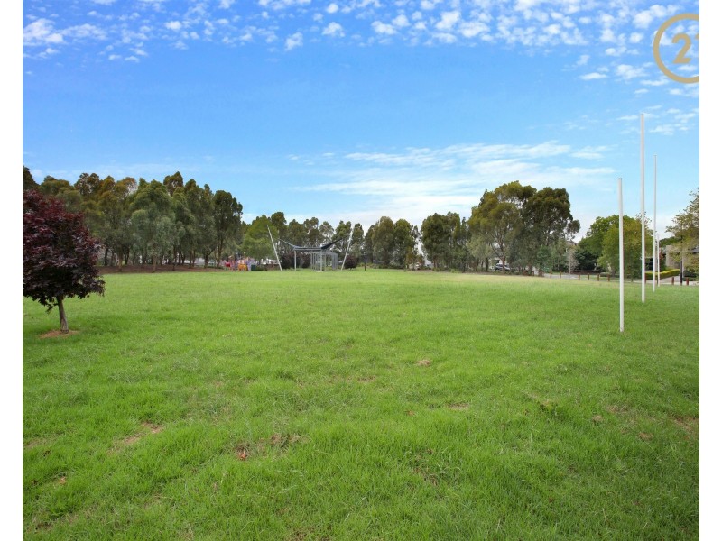 11 Greenhaven Terrace, Berwick VIC 3806