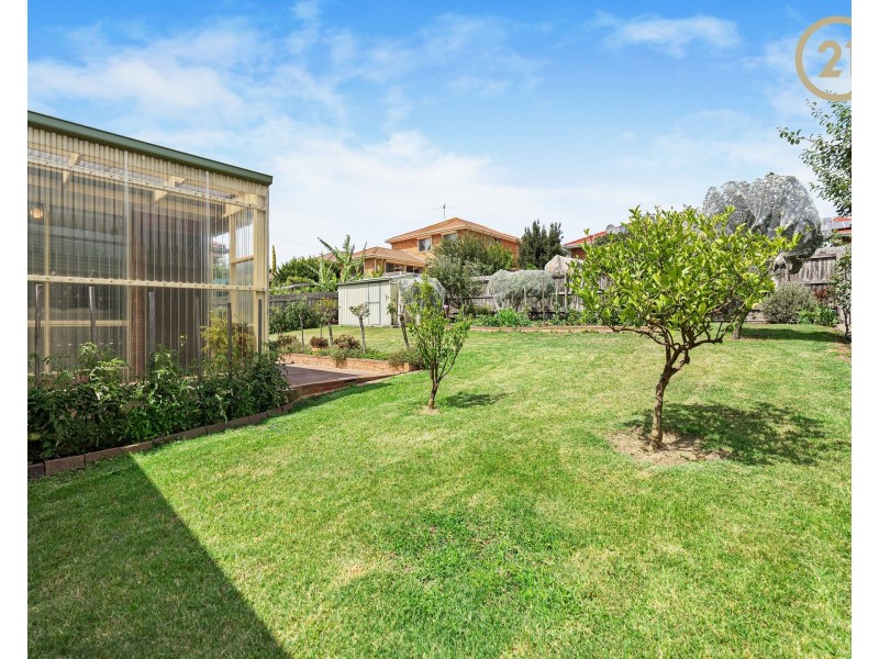 14 Lochard Terrace, Narre Warren VIC 3805