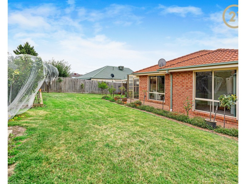 14 Lochard Terrace, Narre Warren VIC 3805