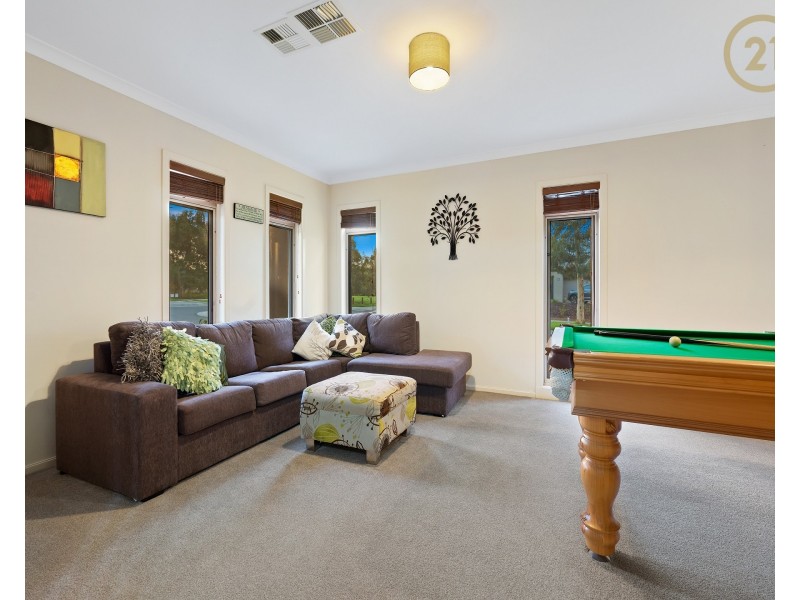 122 Alisma Boulevard, Cranbourne North VIC 3977