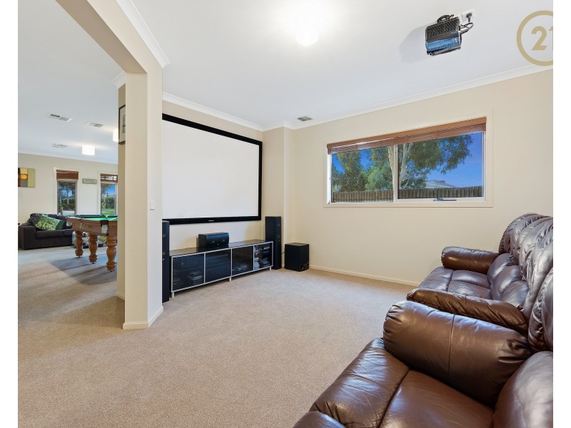 122 Alisma Boulevard, Cranbourne North VIC 3977
