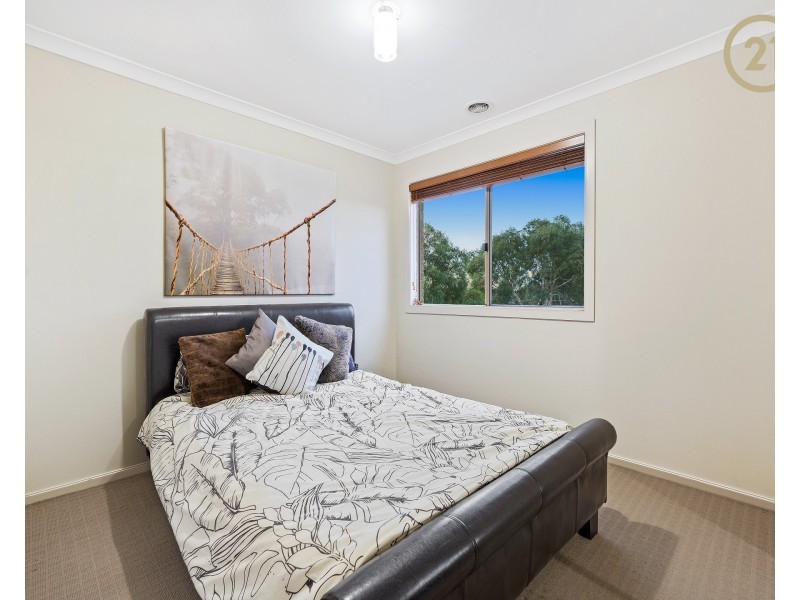 122 Alisma Boulevard, Cranbourne North VIC 3977