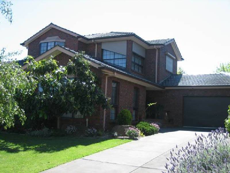 6 Jessica Mews, Berwick VIC 3806