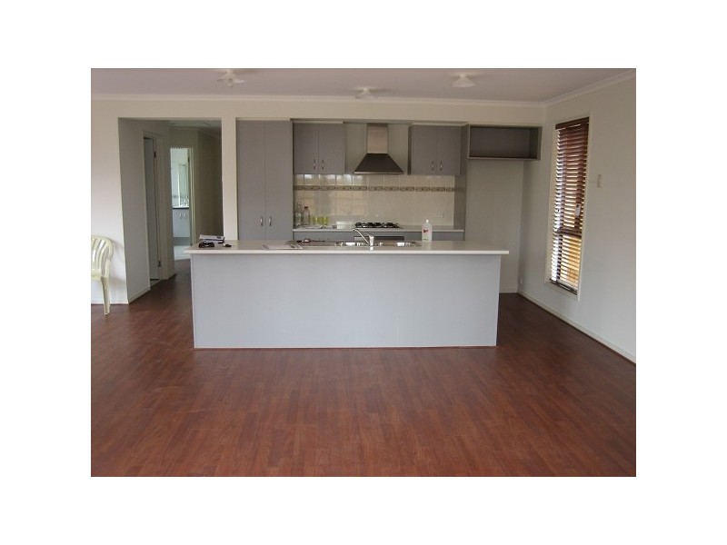 48 Stefan Drive, Berwick VIC 3806