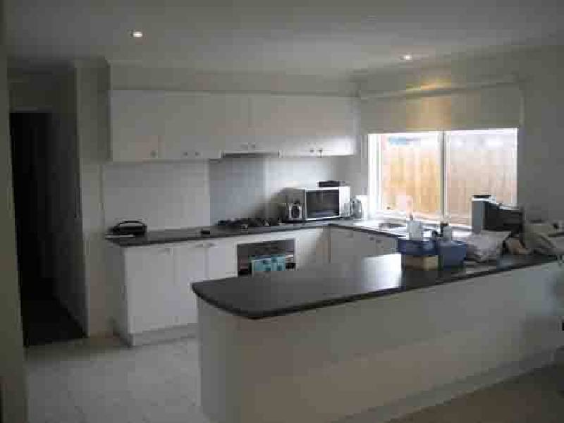 38 Sing Crescent, Berwick VIC 3806