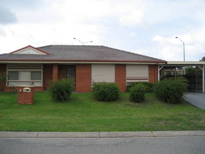 4 Fira Court, Narre Warren VIC 3805