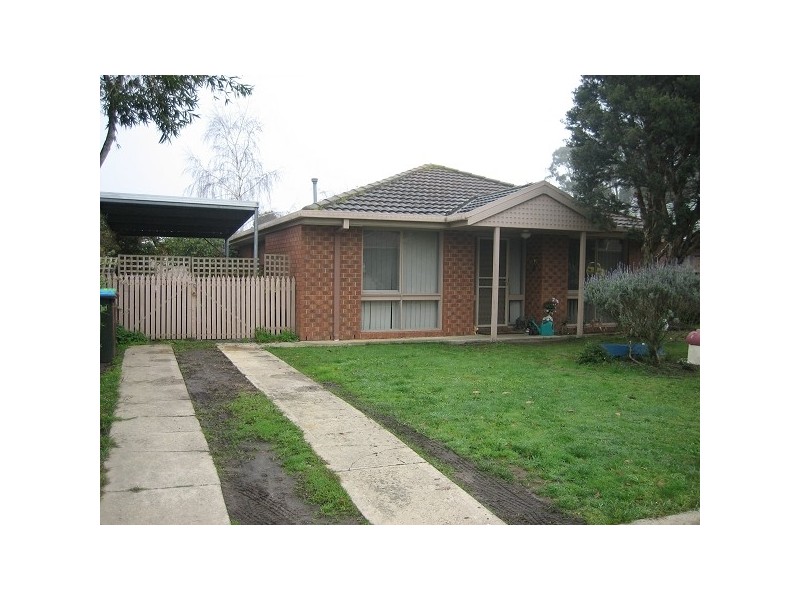 25 Pioneer Court, Berwick VIC 3806