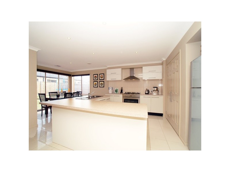 35 Ellen Road, Narre Warren South VIC 3805