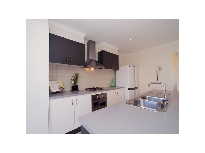 37 Stefan Drive, Berwick VIC 3806