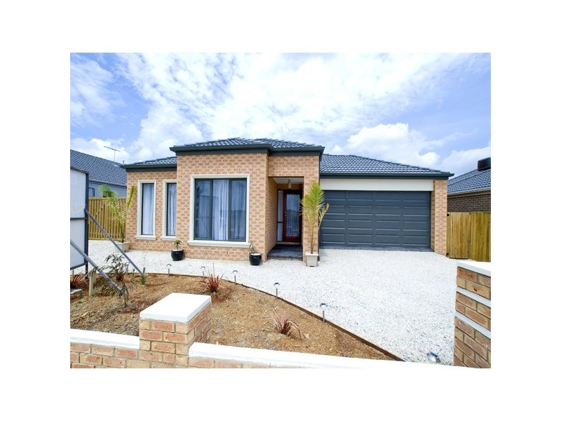 101 Viewgrand Drive, Berwick VIC 3806