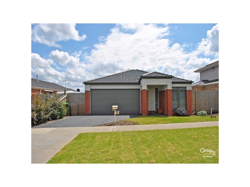68 Golf Links Road, Berwick VIC 3806