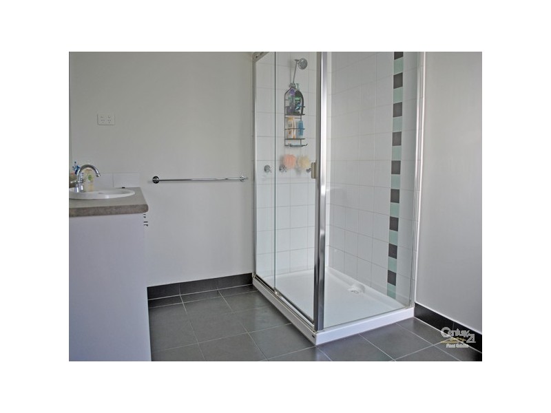 68 Golf Links Road, Berwick VIC 3806