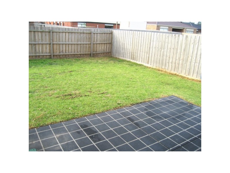 68 Golf Links Road, Berwick VIC 3806