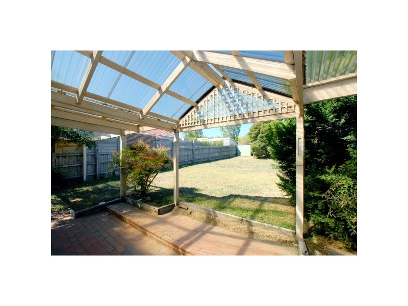 6 Adelaide Close, Berwick VIC 3806