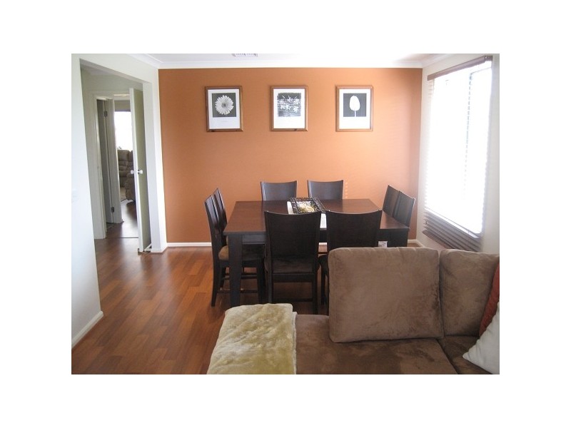 11 Lia Amie Place, Berwick VIC 3806