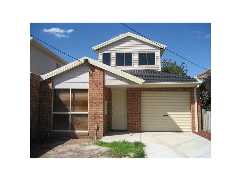 32 Robjant Street, Hampton Park VIC 3976