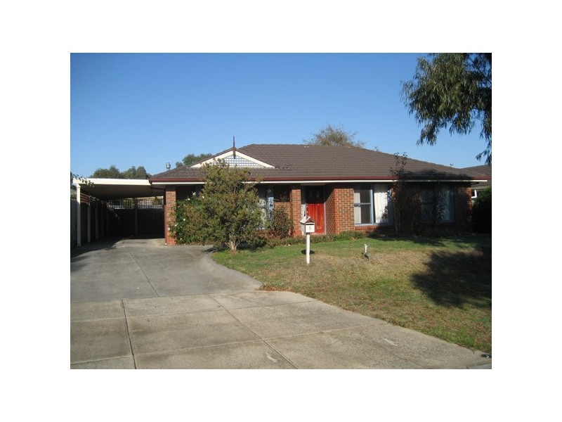 5 Wirrabarra Place, Berwick VIC 3806