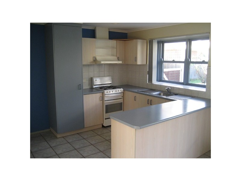 5 Wirrabarra Place, Berwick VIC 3806