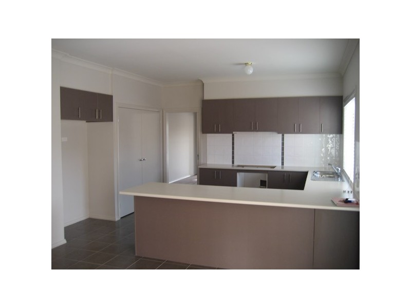 12 Glenisla Way, Berwick VIC 3806