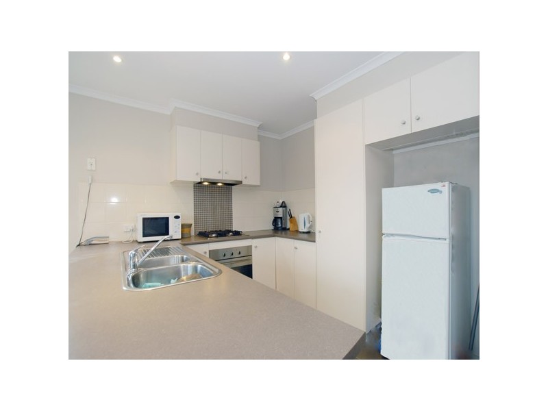 21 Melzak Way, Berwick VIC 3806