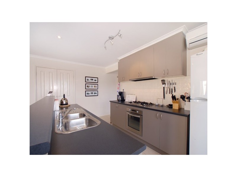 1 Maple Link, Pakenham VIC 3810