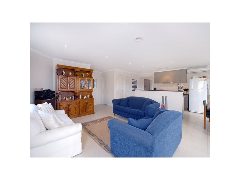 1 Maple Link, Pakenham VIC 3810