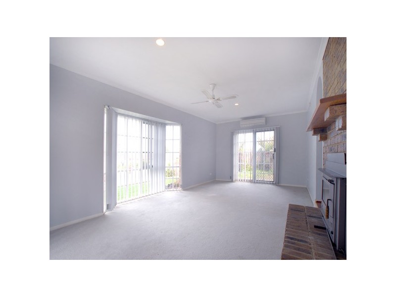 5 Van Court, Narre Warren VIC 3805