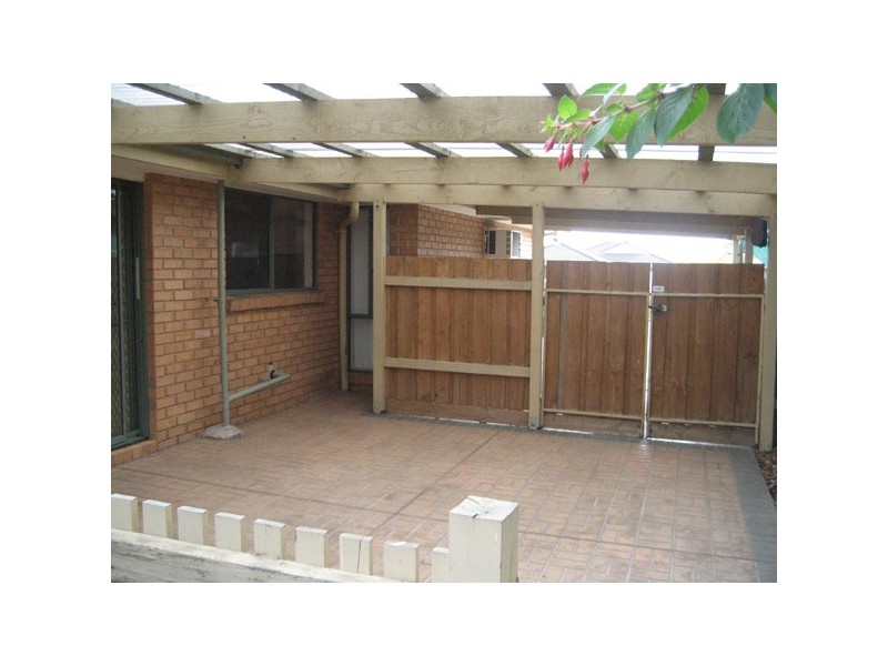 6 Michelle Drive, Berwick VIC 3806