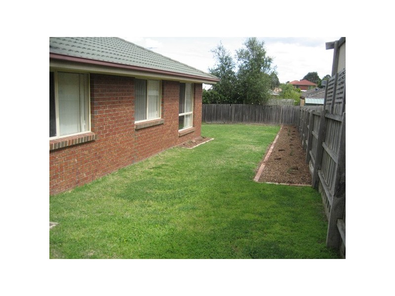 20 Cullen Close, Berwick VIC 3806