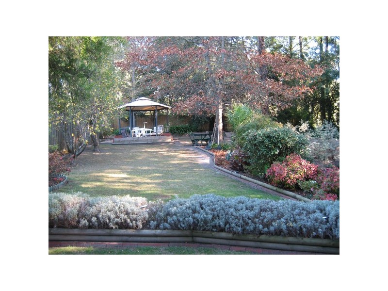 15 Paul Grove, Beaconsfield Upper VIC 3808