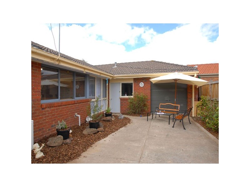 12 Van Court, Narre Warren VIC 3805