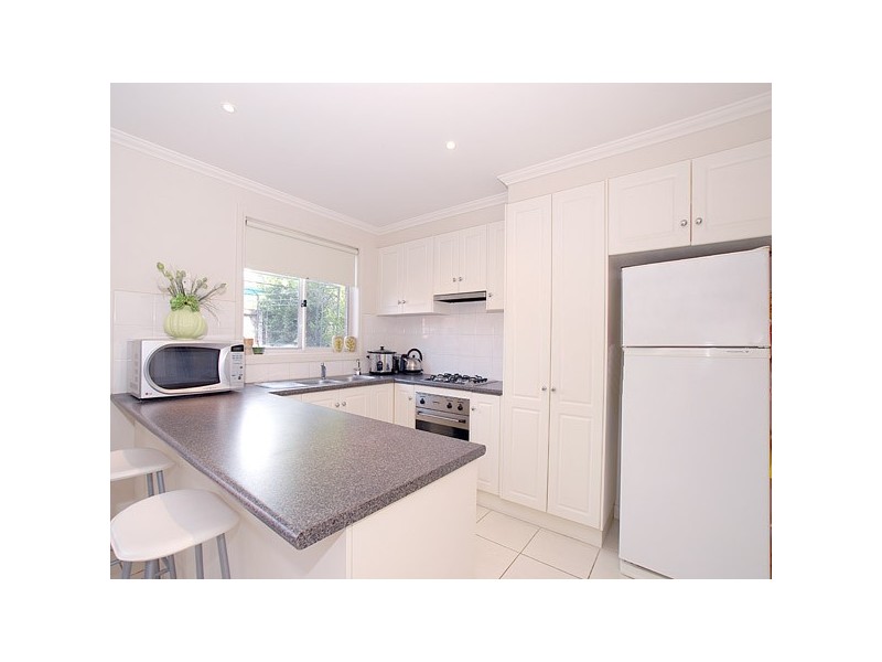 2/31 Homestead Road, Berwick VIC 3806