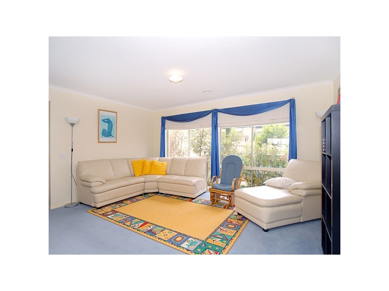 13 McIlwraith Court, Berwick VIC 3806