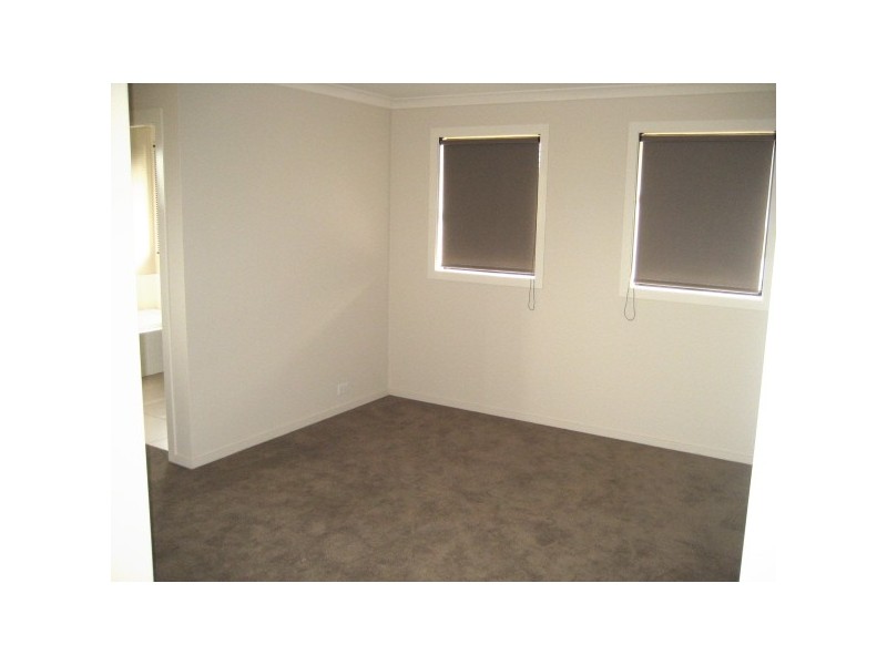 23 Premier Drive, Berwick VIC 3806