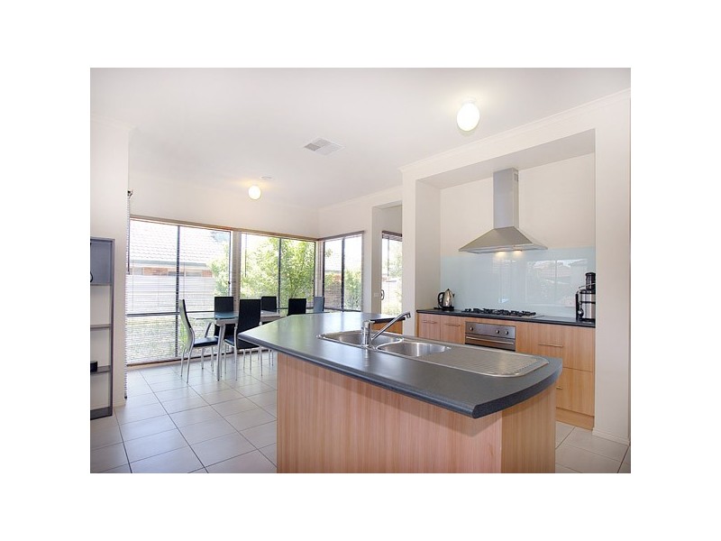 10 Avendon Court, Narre Warren South VIC 3805