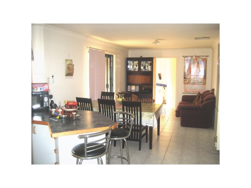 15 Nita Close, Narre Warren VIC 3805