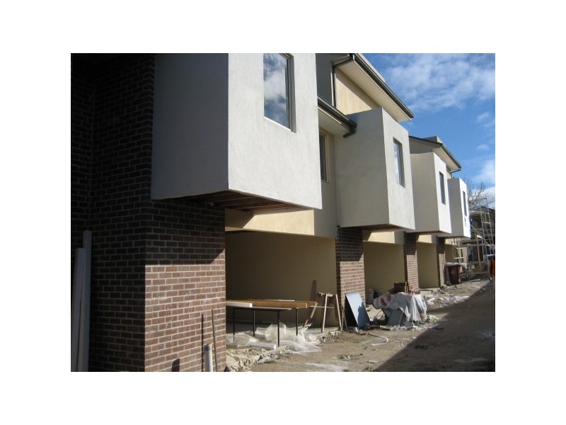 2/19 Hemmings Street, Dandenong VIC 3175