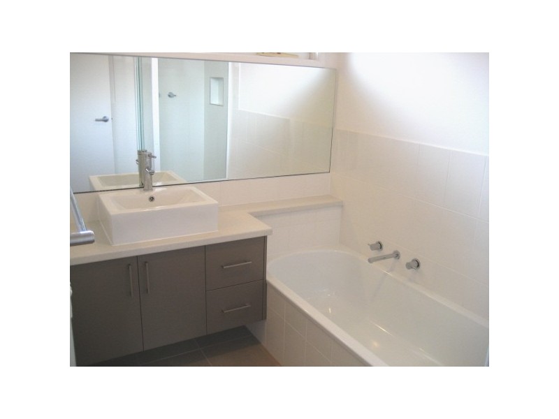 22 Amber Crescent, Narre Warren VIC 3805