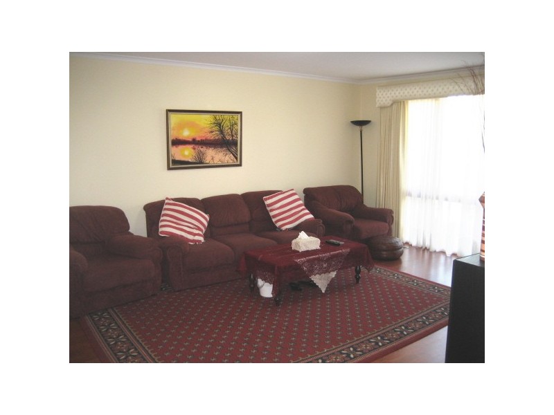 10 Lauriston Drive, Endeavour Hills VIC 3802