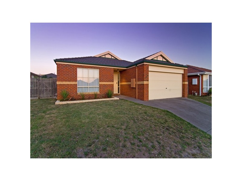 14 Michelle Drive, Berwick VIC 3806