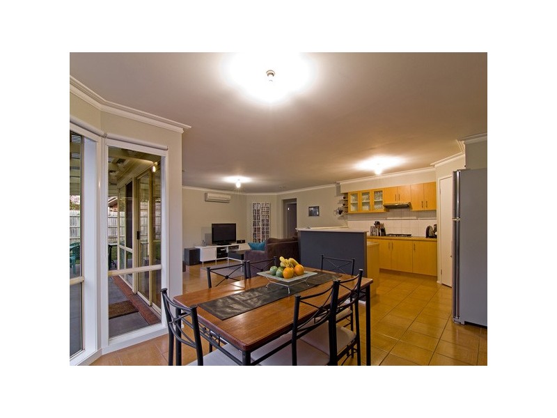 14 Michelle Drive, Berwick VIC 3806