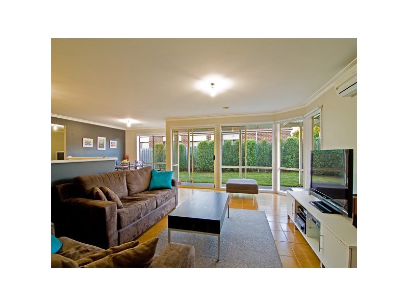 14 Michelle Drive, Berwick VIC 3806