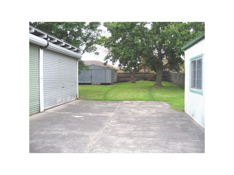 15 Athol Road, Noble Park VIC 3174